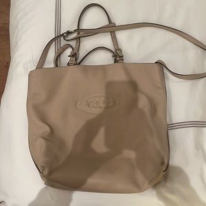 Tods leather handbag with strap